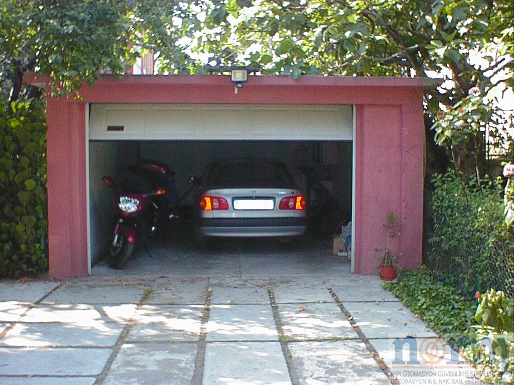 Garaj Kapıları