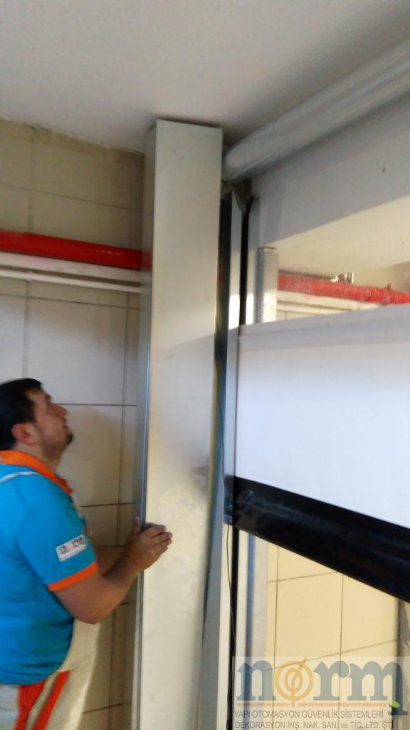 Yüksek Hızlı PVC Kapı