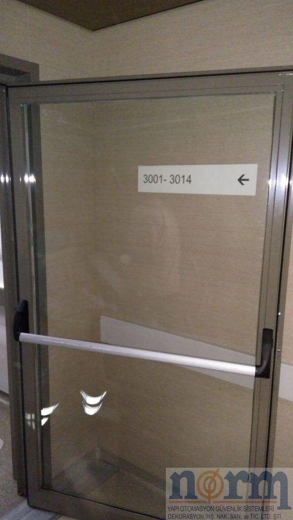 Yangına Dayanımlı Cam Kompartman Kapıları