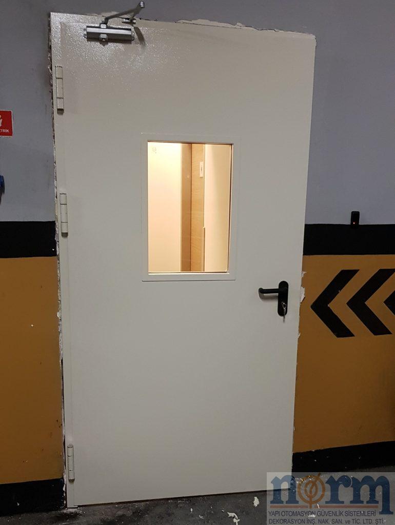 Yangına Dayanımlı Kaçış Kapıları