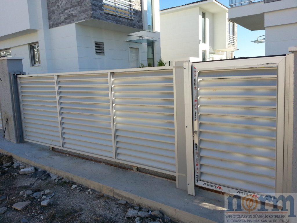 Yana Açılır Sürme Otomatik Bahçe Kapıları