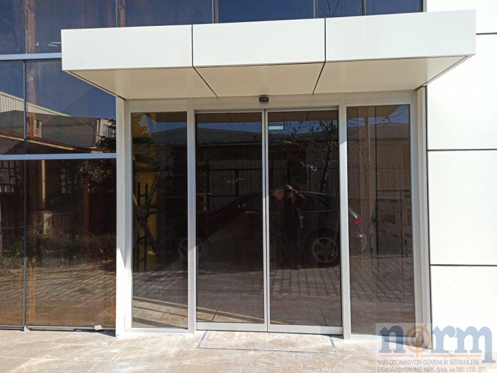 Fotoselli Kapı Çeşitleri