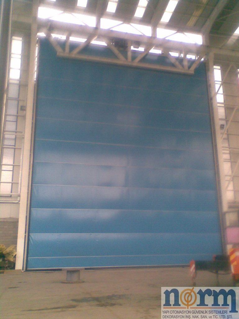 Hangar Kapıları