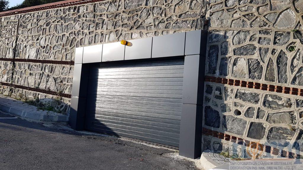 Garaj Kapıları